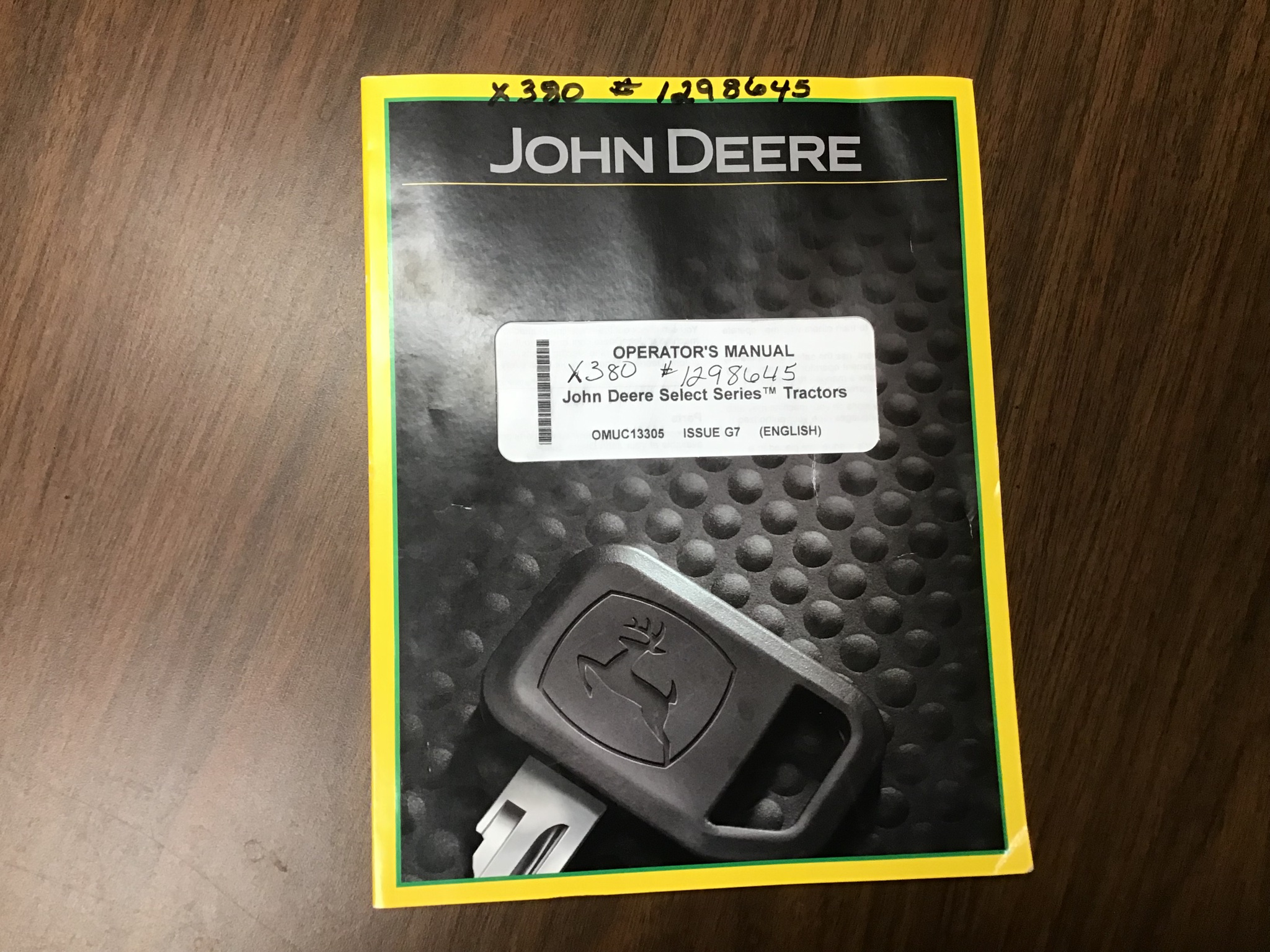 2018 John Deere X380 Image 15