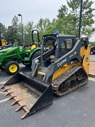2017 John Deere 317G