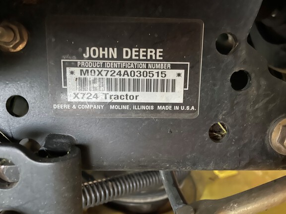 Photo of 2008 John Deere X724