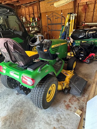 Photo of 2008 John Deere X724
