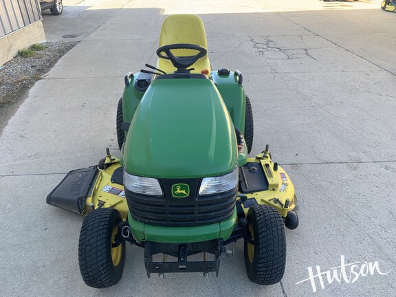 Photo of 2008 John Deere X724