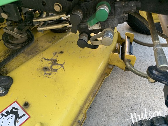 Photo of 2008 John Deere X724