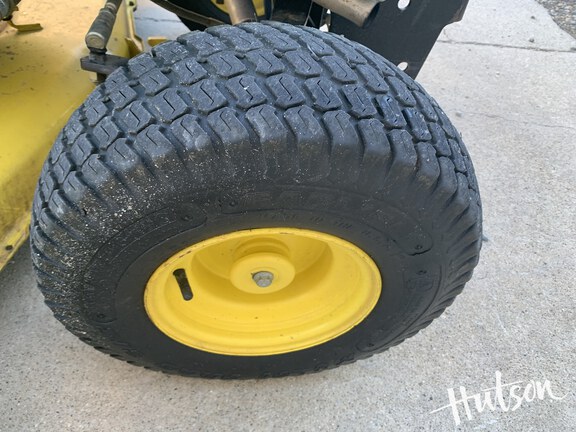 Photo of 2008 John Deere X724
