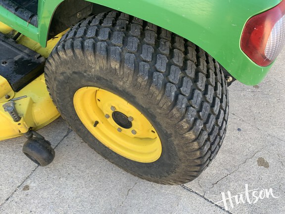 Photo of 2008 John Deere X724