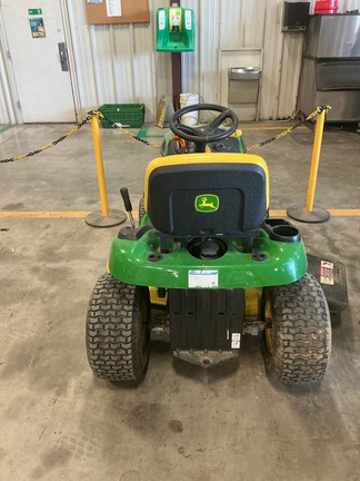 Photo of 2016 John Deere D110