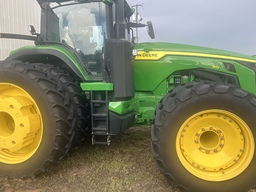 Tractor - Row Crop For Sale 2024 John Deere 8R 310 , 310 HP