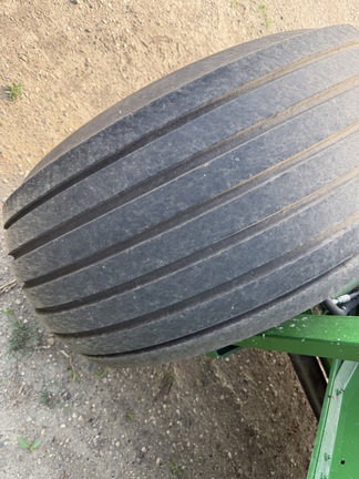 2022 John Deere 560M - Photo5