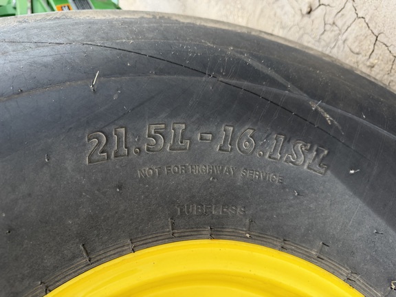2022 John Deere 560M - Photo12