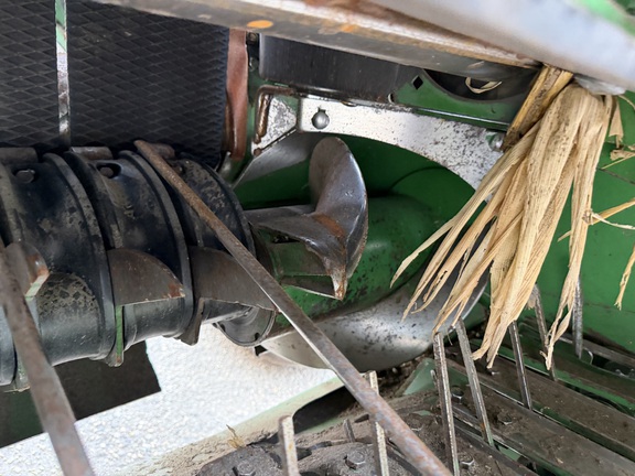 2022 John Deere 560M - Photo18