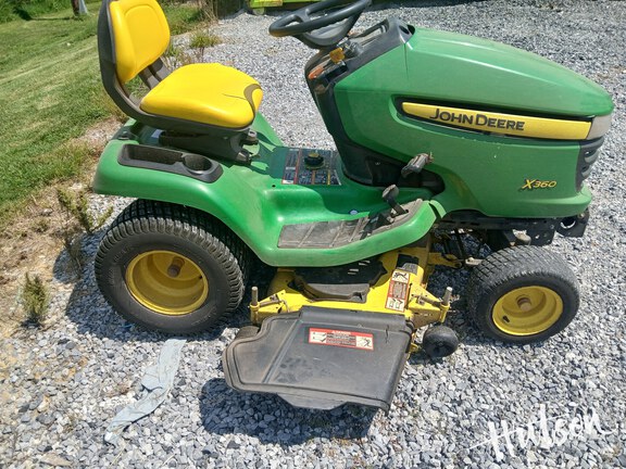 Photo of 2012 John Deere X360