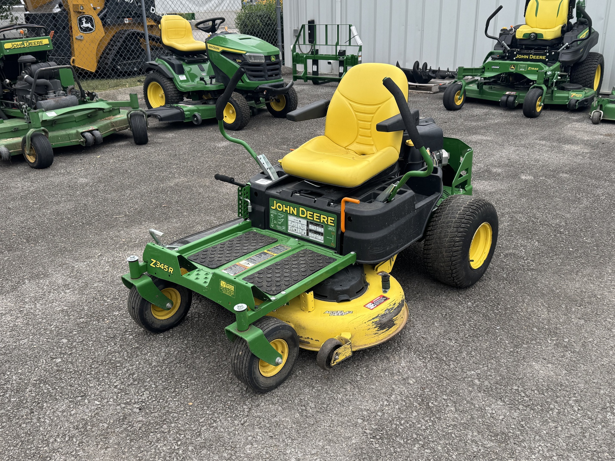 2017 John Deere Z345R