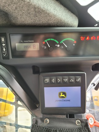 2023 John Deere 325G