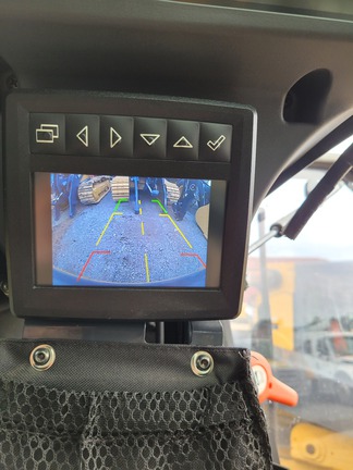 2023 John Deere 325G