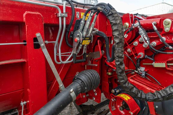 Used 2021 Case IH 4412F Corn and Row Crop headers at Koenig Equipment in Anna, OH - Photo7