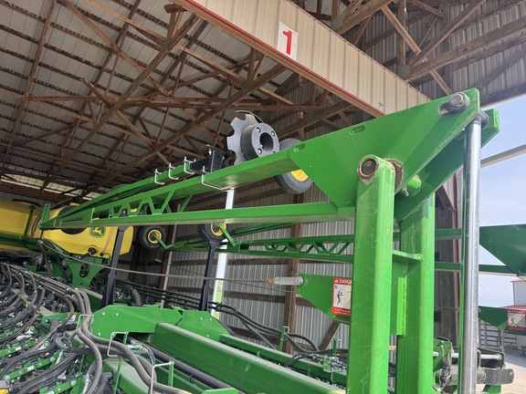 Photo of 2022 John Deere DB80