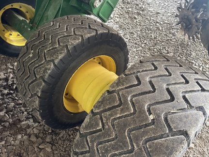 Photo of 2022 John Deere DB80