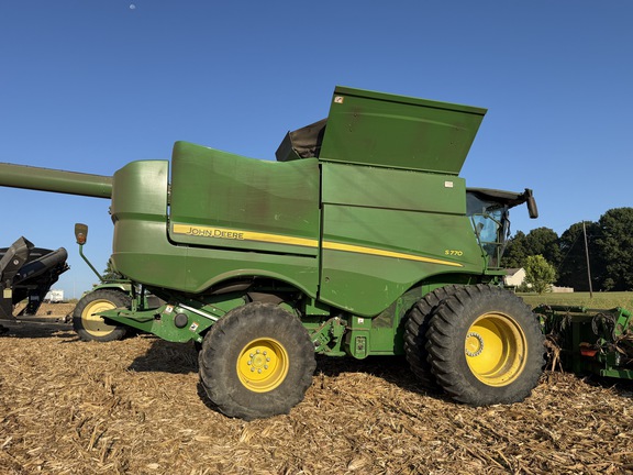 Photo of 2021 John Deere S770