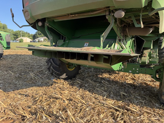 Photo of 2021 John Deere S770