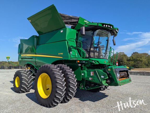 Photo of 2021 John Deere S770