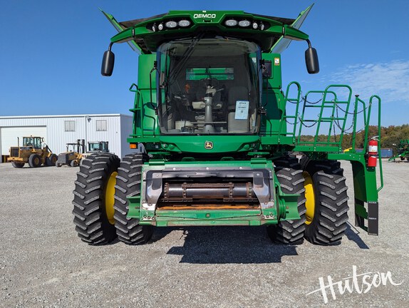 Photo of 2021 John Deere S770