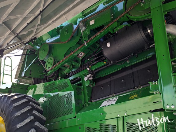 Photo of 2021 John Deere S770