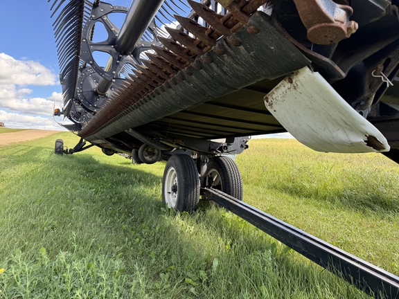Used 2017 MacDon FD135 Combine Platforms at Horizon Ag & Turf in Vermilion, AB - Photo8