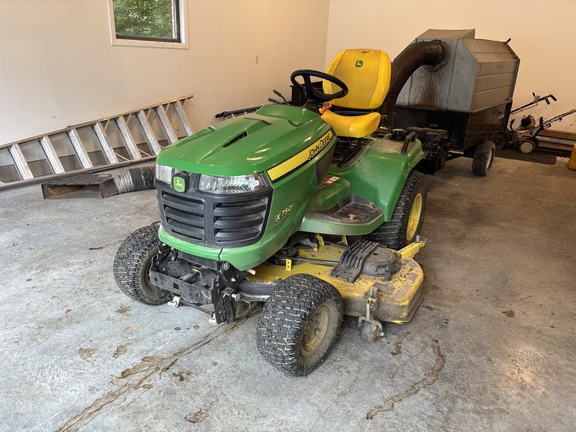 Used 2022 John Deere X750 Lawn & Garden Tractors at Koenig Equipment in Oxford, OH - Photo2