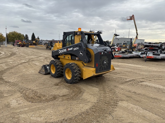 2018 John Deere 330G