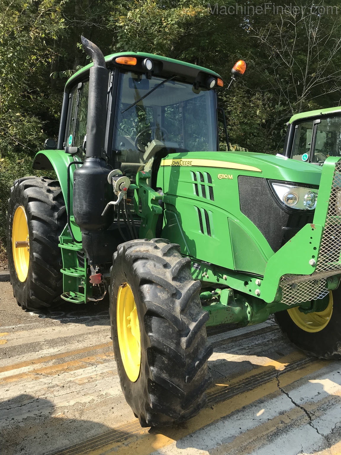 2016 John Deere 6110M Image 5