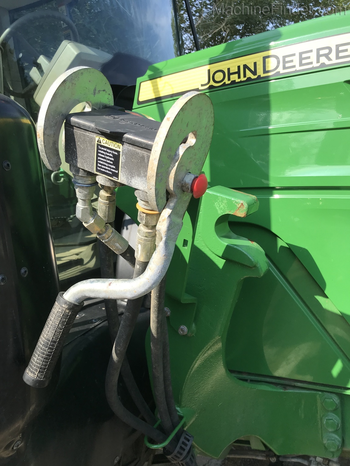 2016 John Deere 6110M Image 11