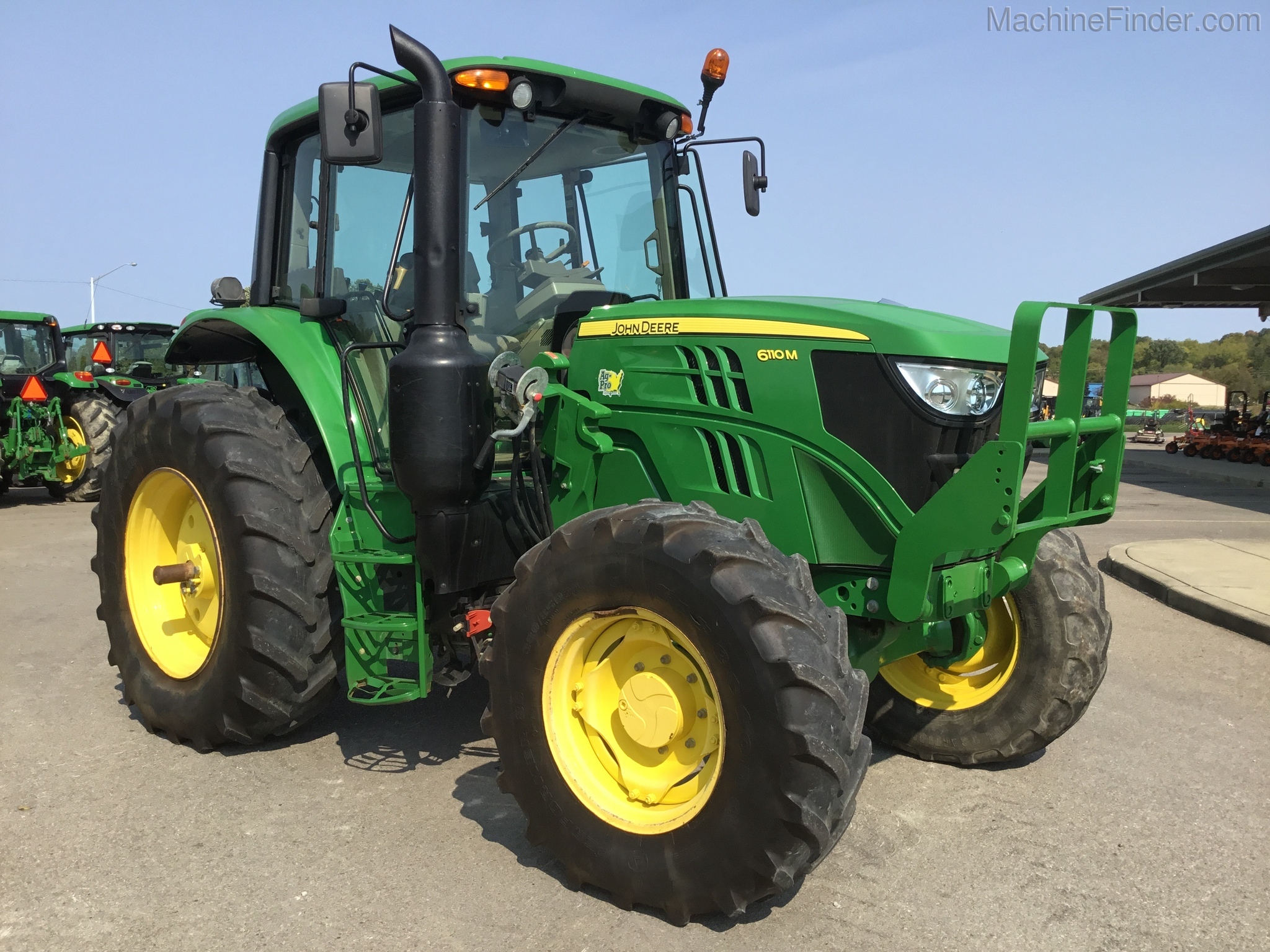 2016 John Deere 6110M Image 1