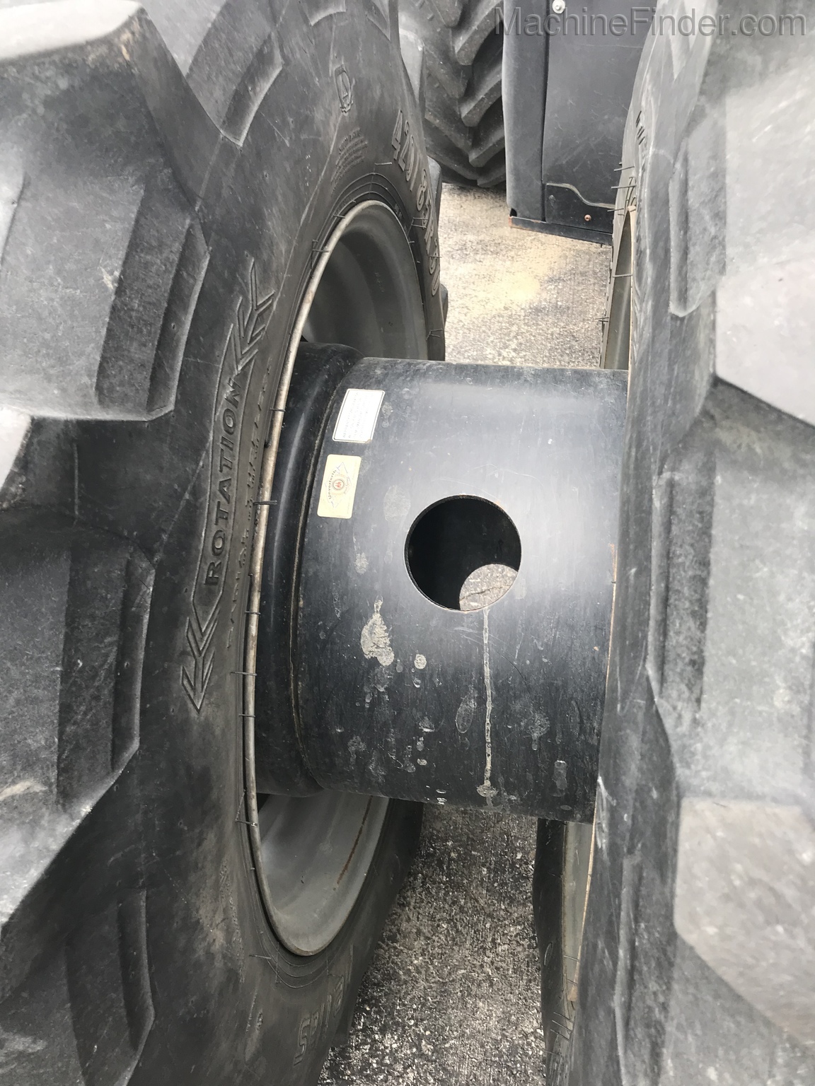 2011 Case IH 235 Image 14