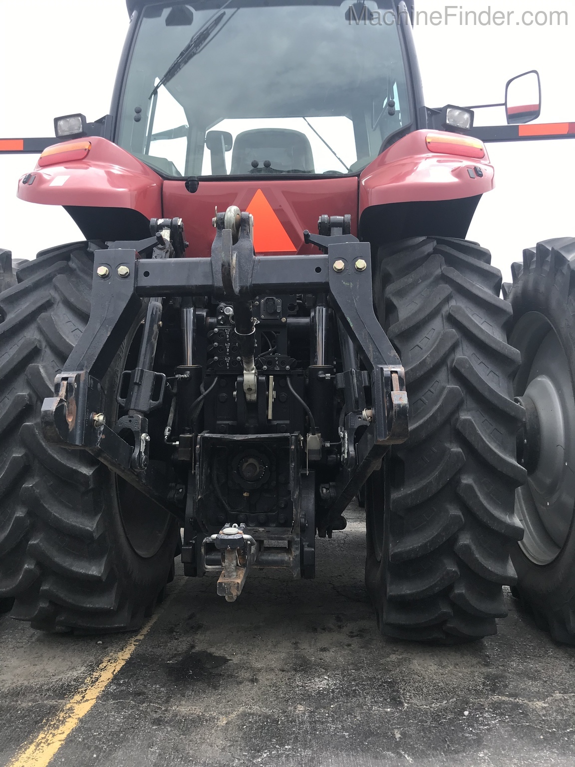 2011 Case IH 235 Image 4