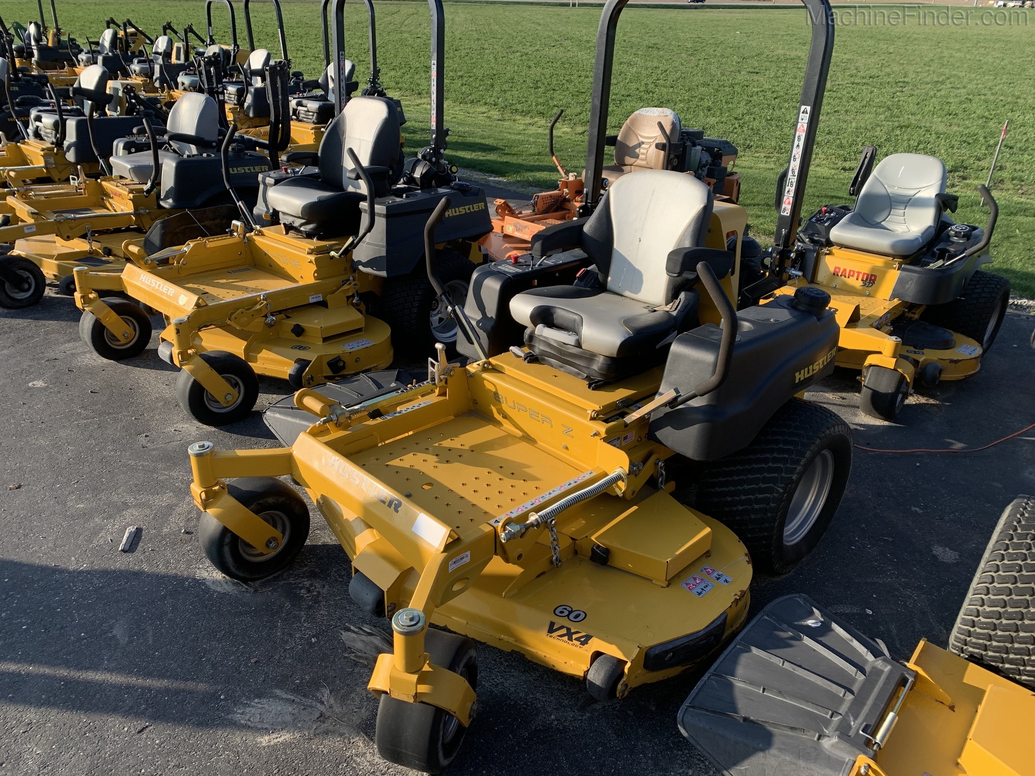 2015 Hustler SUPER Z Image 1