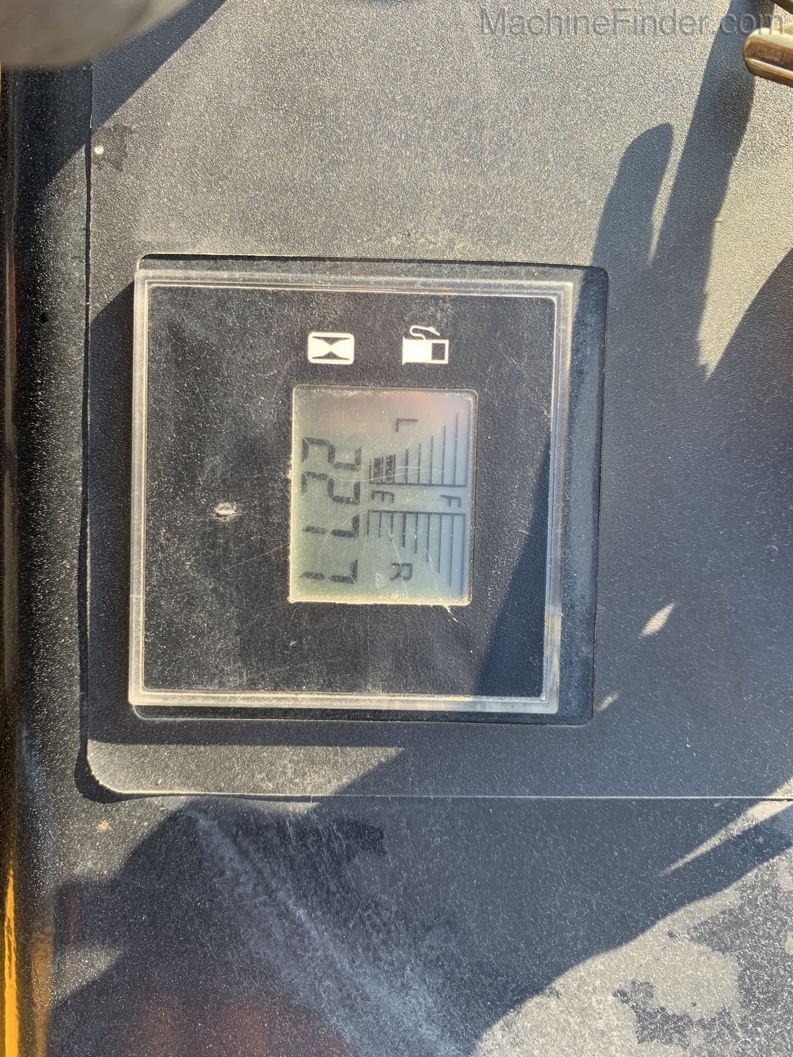 2015 Hustler SUPER Z Image 6