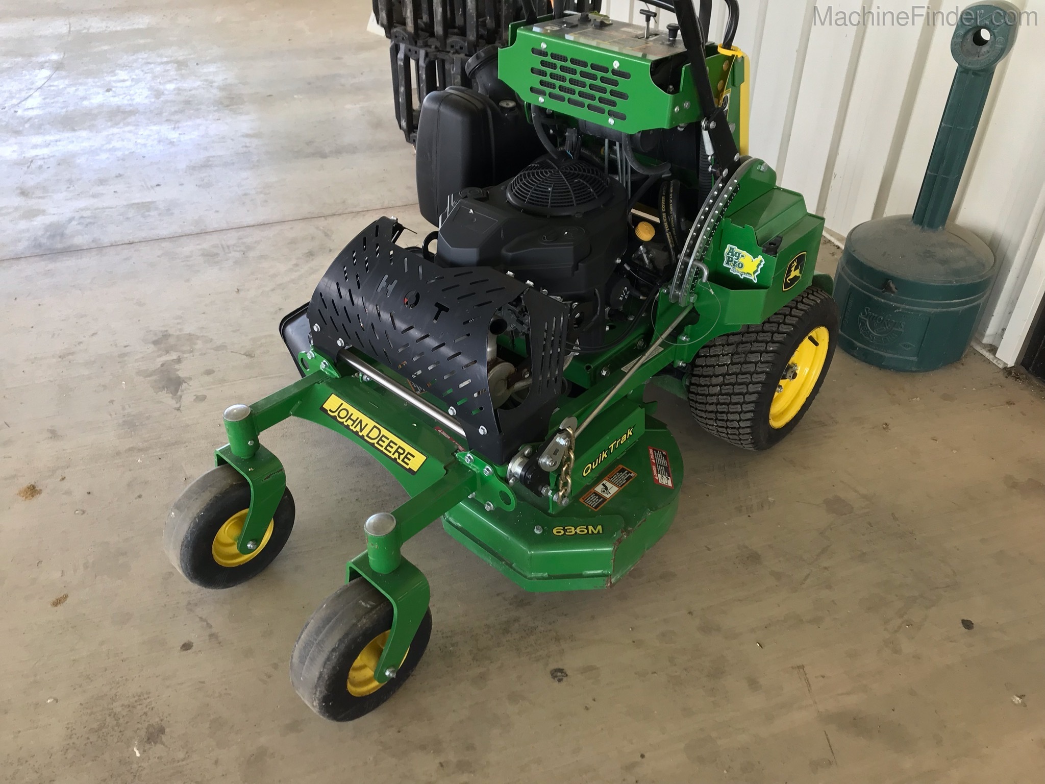 2018 John Deere 636M Image 2