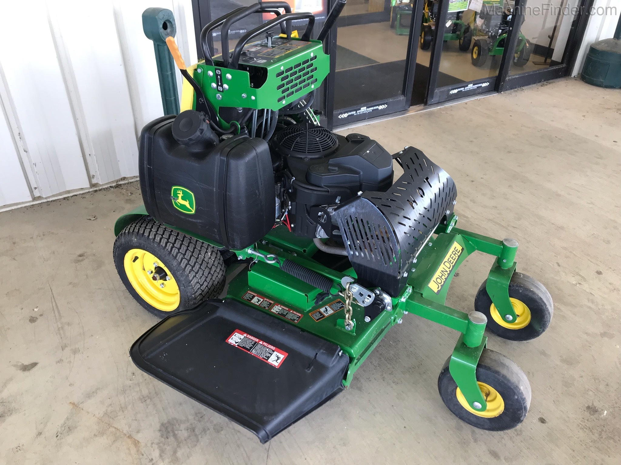 2018 John Deere 636M Image 4