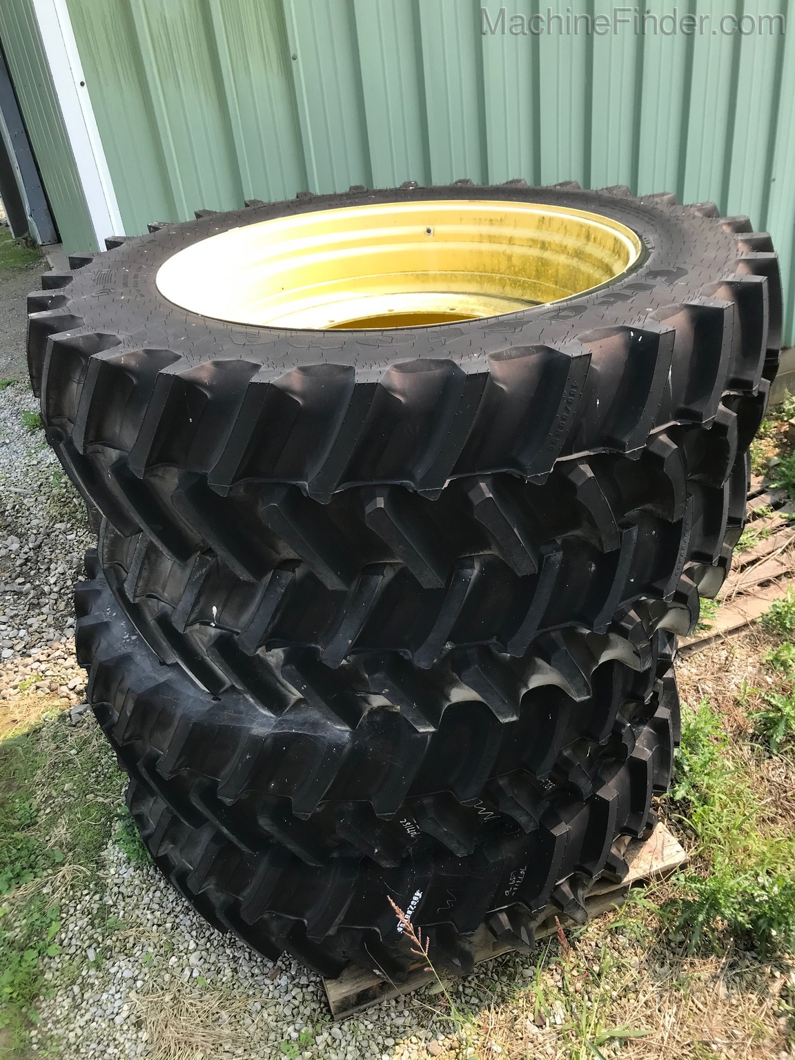 John Deere 480/80R50 Image 3