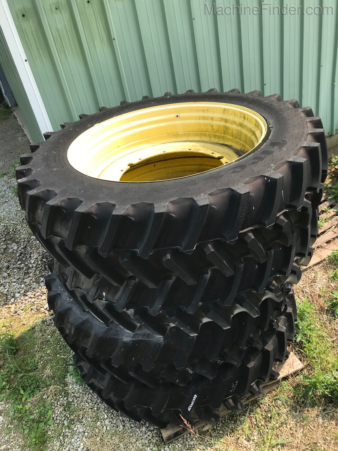 John Deere 480/80R50 Image 2