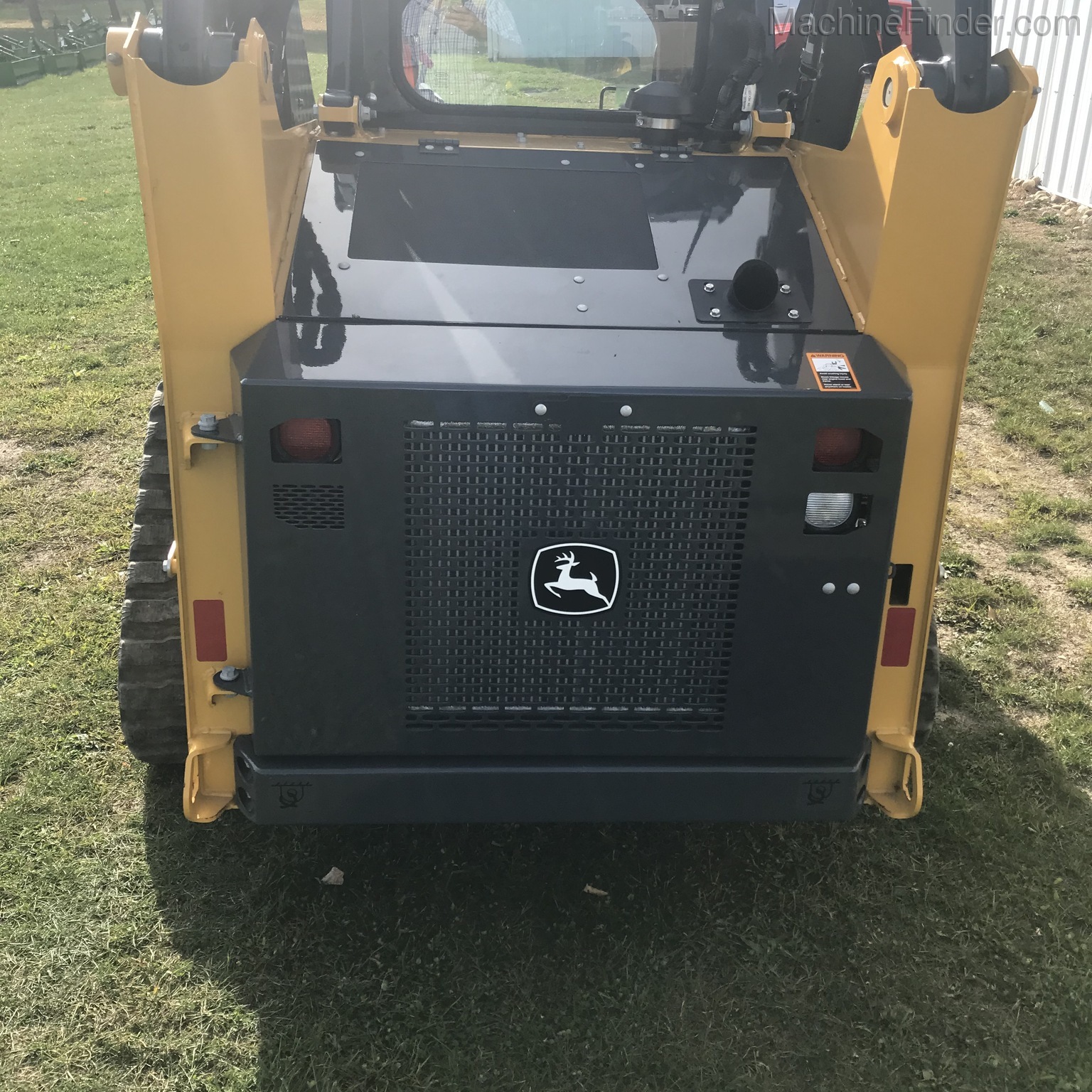 2020 John Deere 317G Image 7