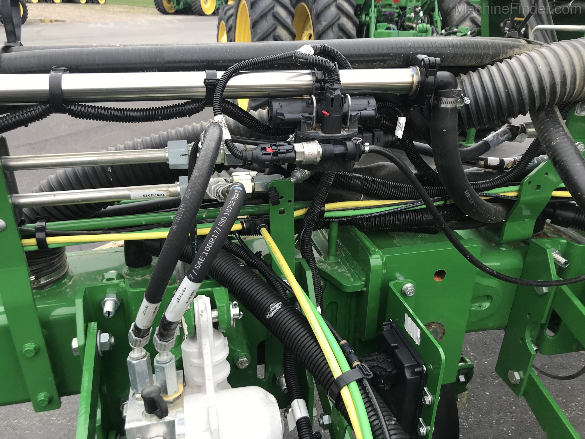 2020 John Deere 1775NT Image 14