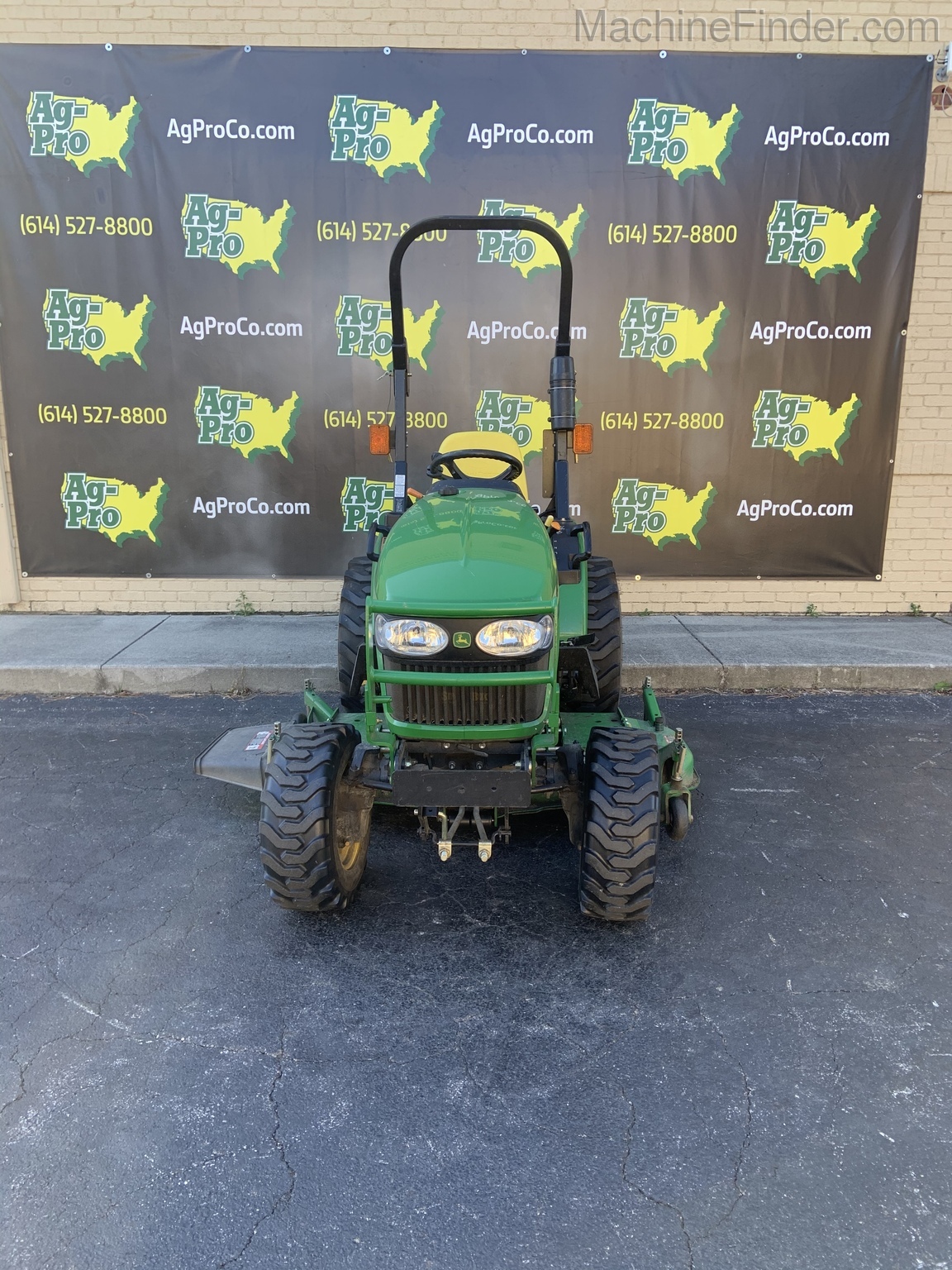 2009 John Deere 2320 Image 2