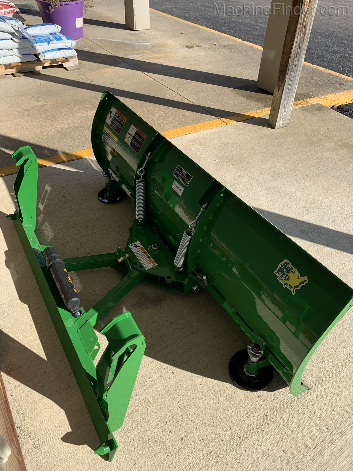 2020 Frontier AF10F Image 1