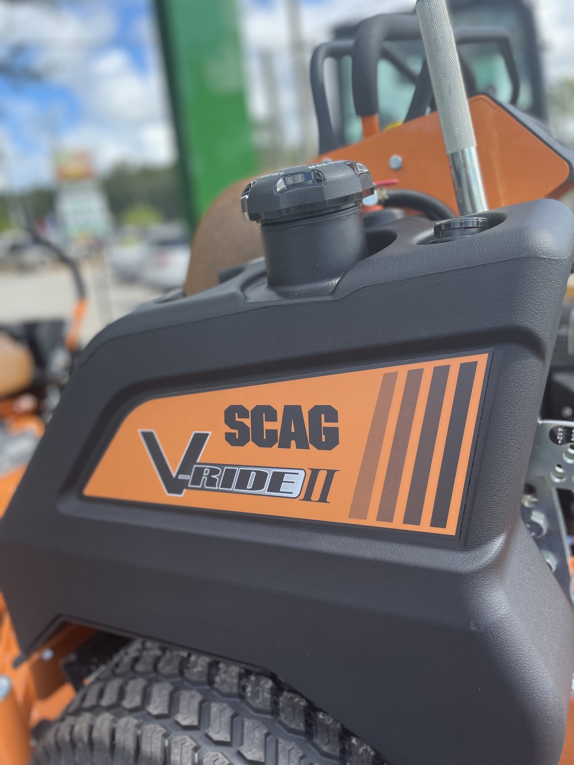 2023 Scag SVRII52V-37BVEFI Image 3