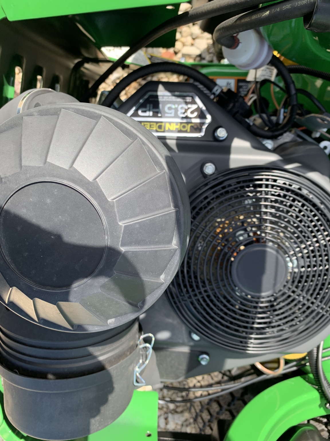 2025 John Deere Z920M Image 5