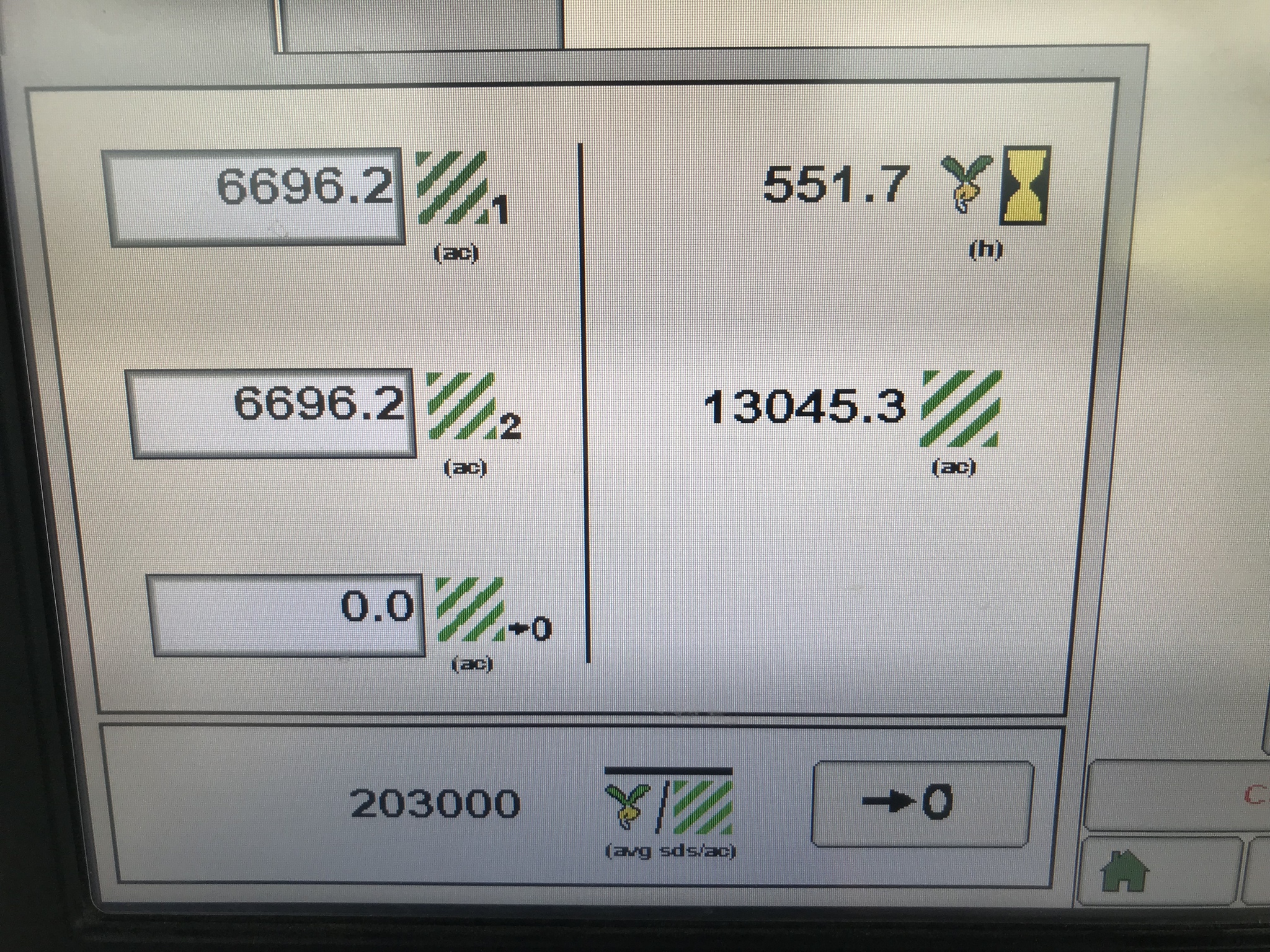 Used 2019 John Deere 1795 Planters: Drawn at Koenig Equipment in Anna, OH - PhotoXL17