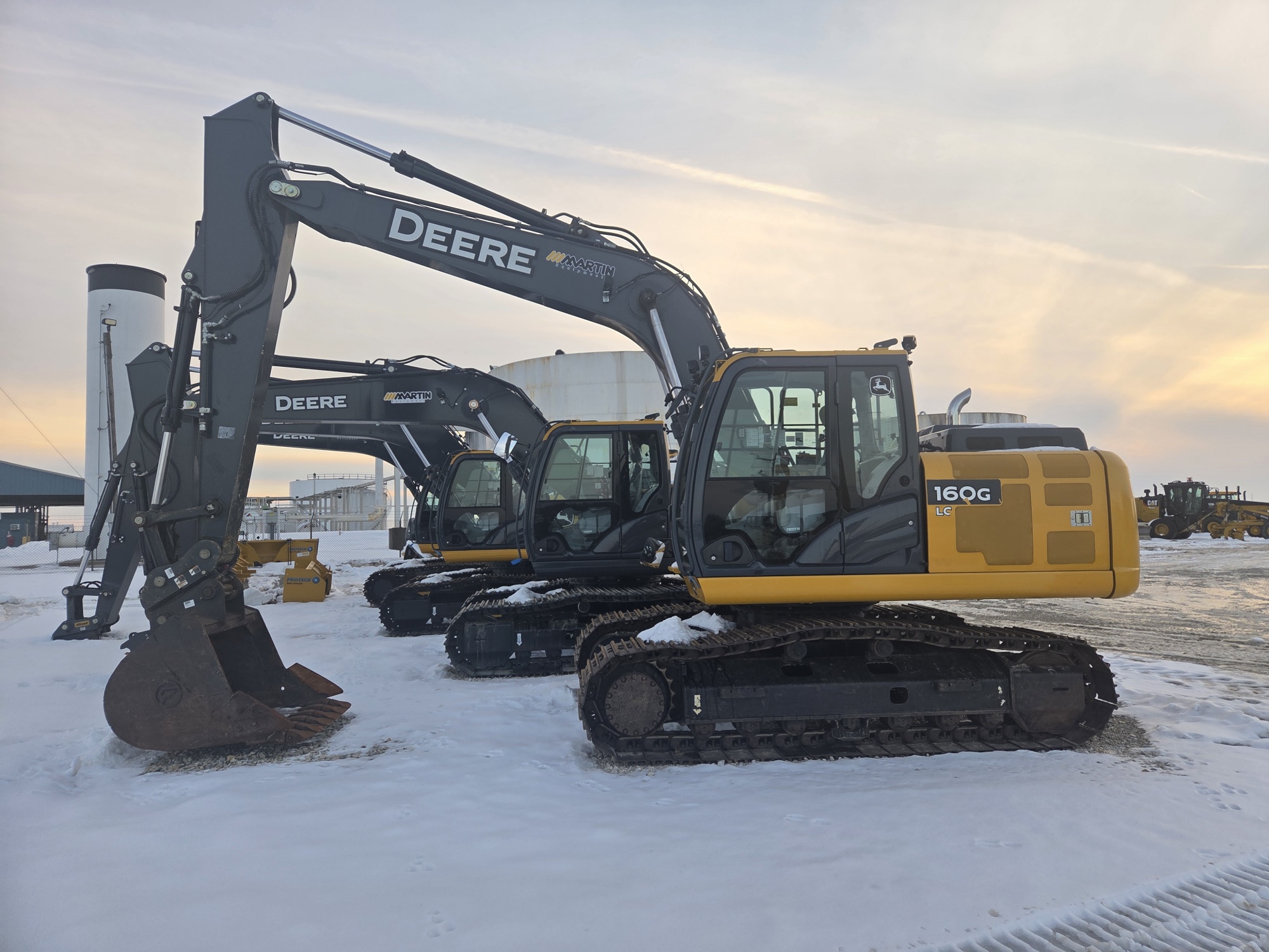 2021 John Deere 160G LC Image 6