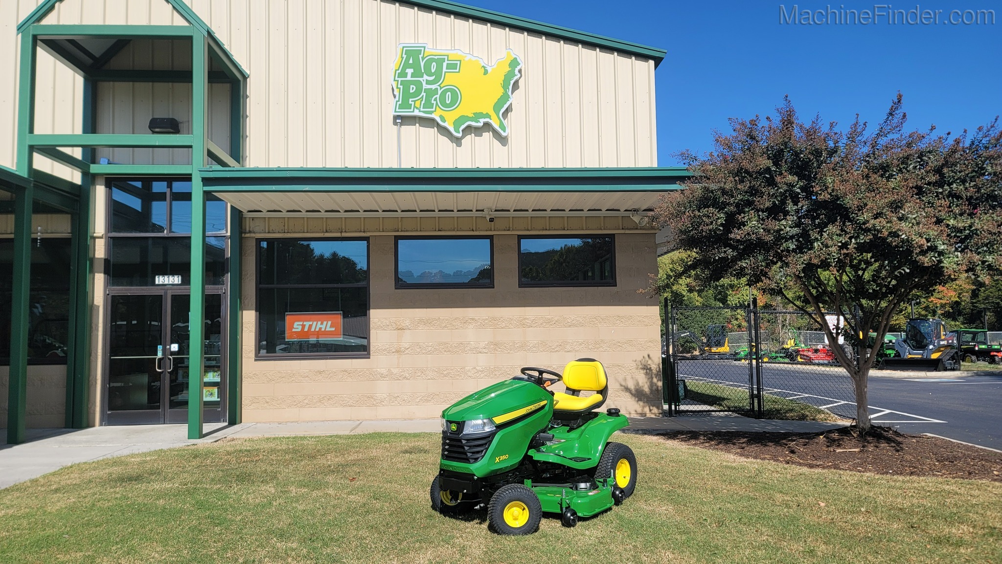 2026 John Deere X350 | Lawn & Garden Tractors | MachineFinder