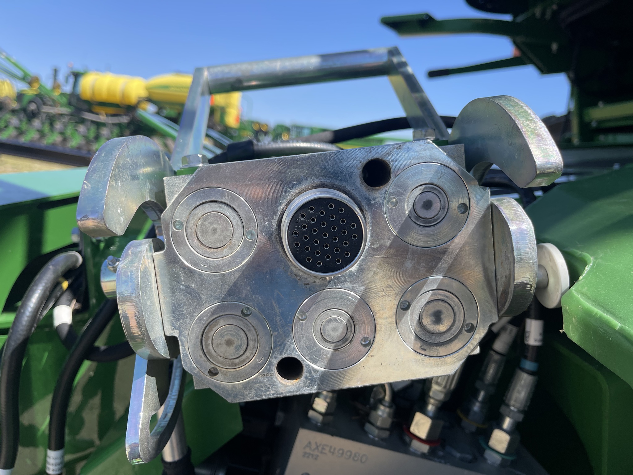  2022 John Deere S780 at Heritage Tractor in Kewanee, IL
