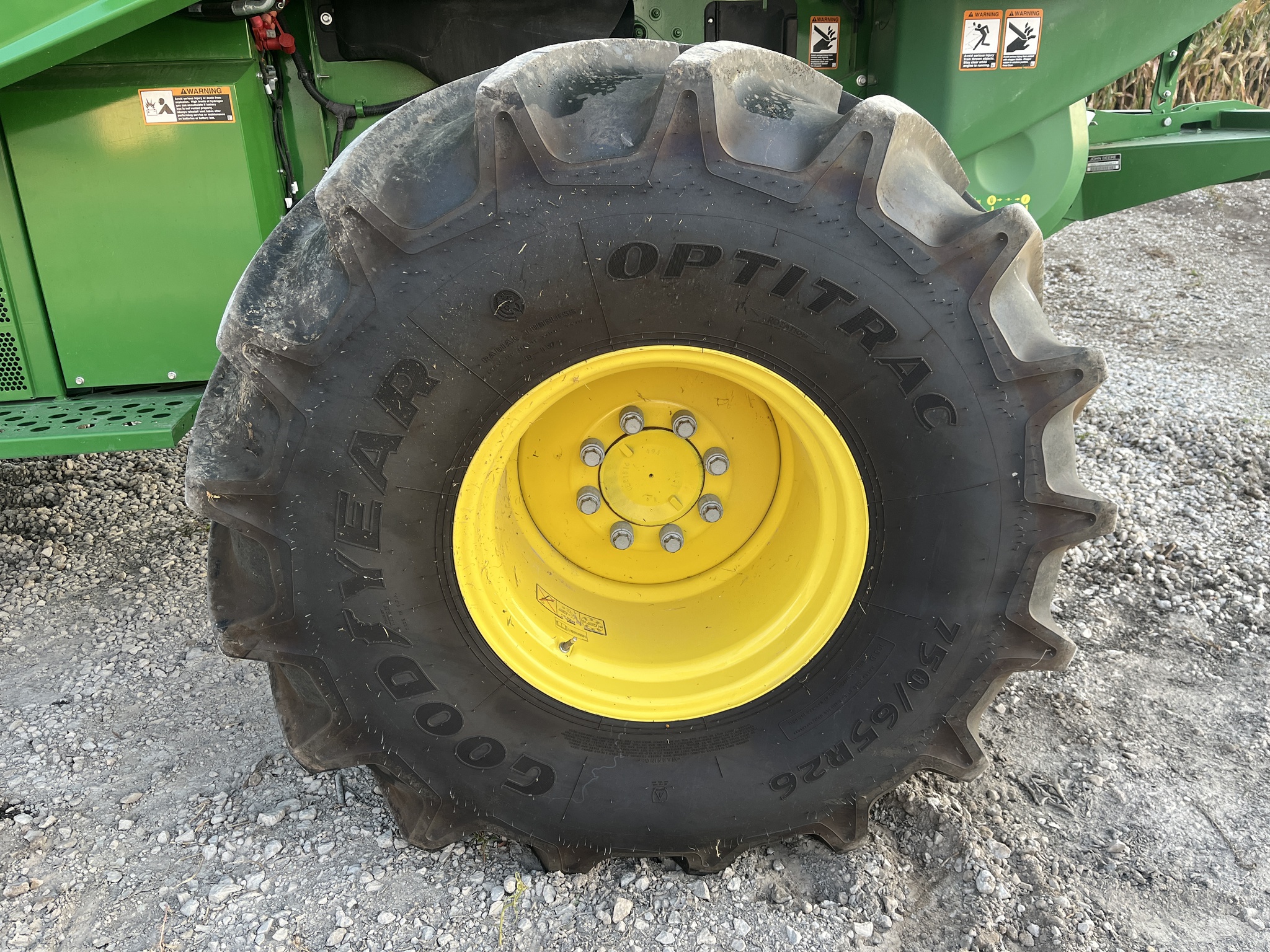  2022 John Deere S780 at Heritage Tractor in Kewanee, IL